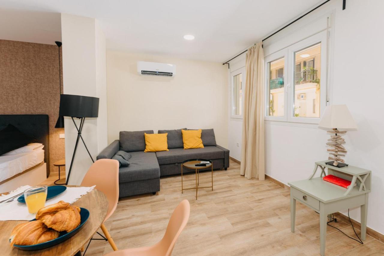 Coverlin Apartamentos San Francisco Μάλαγα Δωμάτιο φωτογραφία