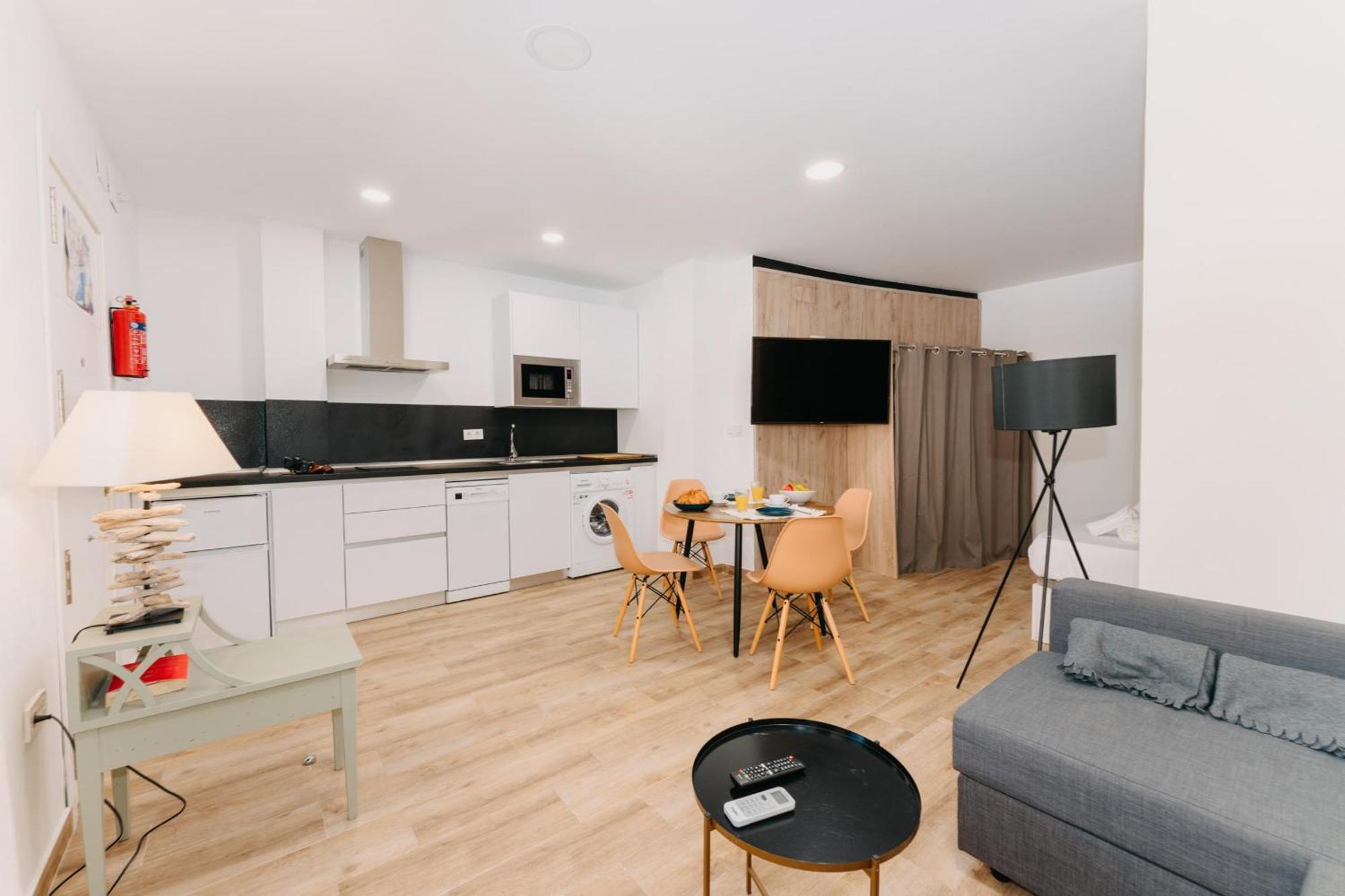 Coverlin Apartamentos San Francisco Μάλαγα Δωμάτιο φωτογραφία